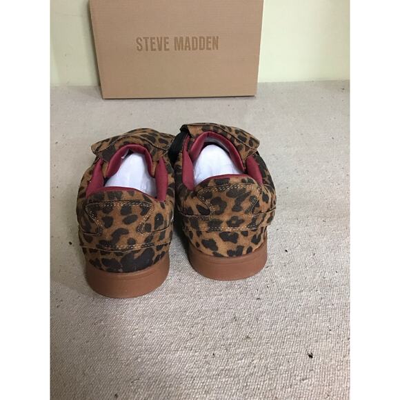 Steve Madden Women leopard print Retro  Low top Sneakers Sz. 10 NIB - Picture 4 of 9
